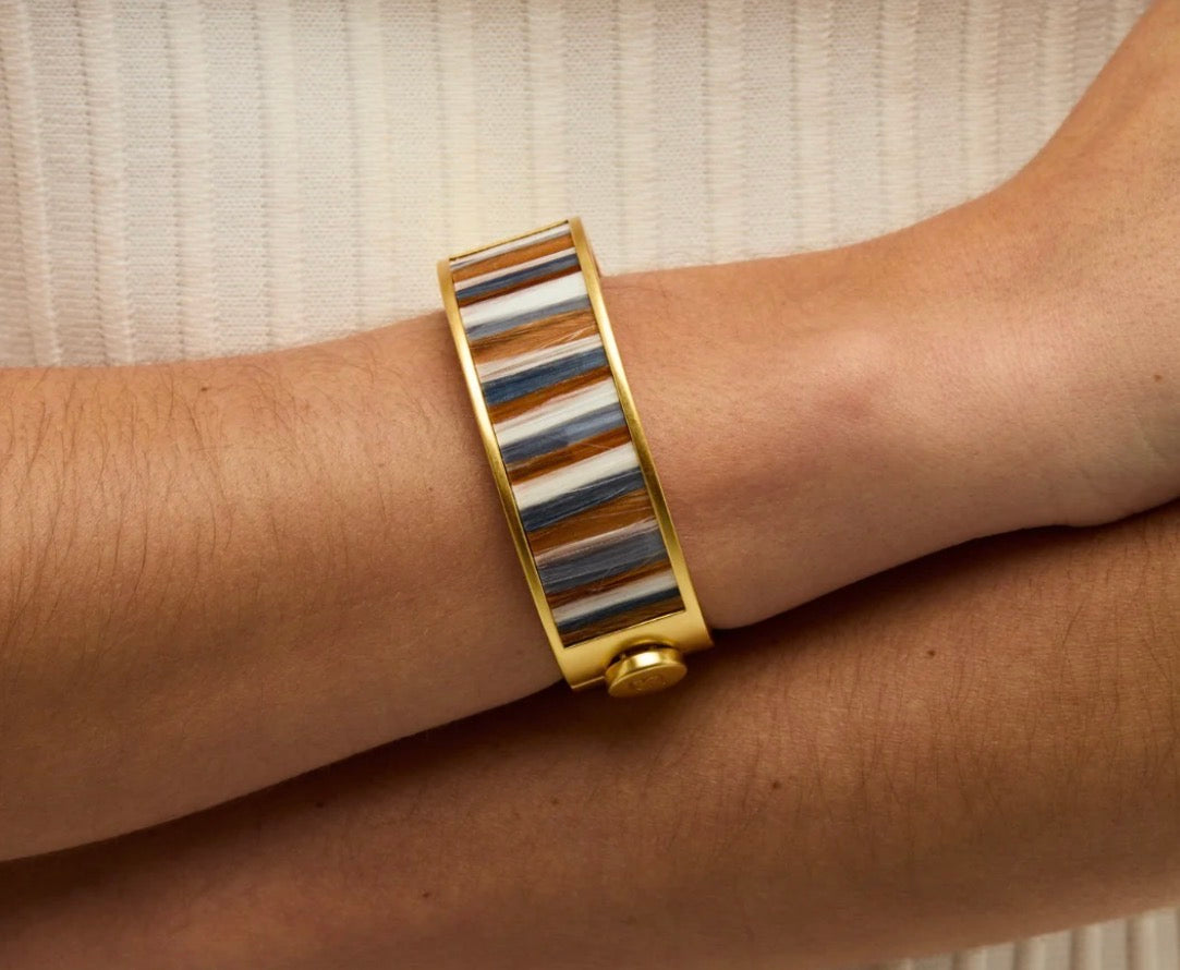 Alyssa Hinge Cuff