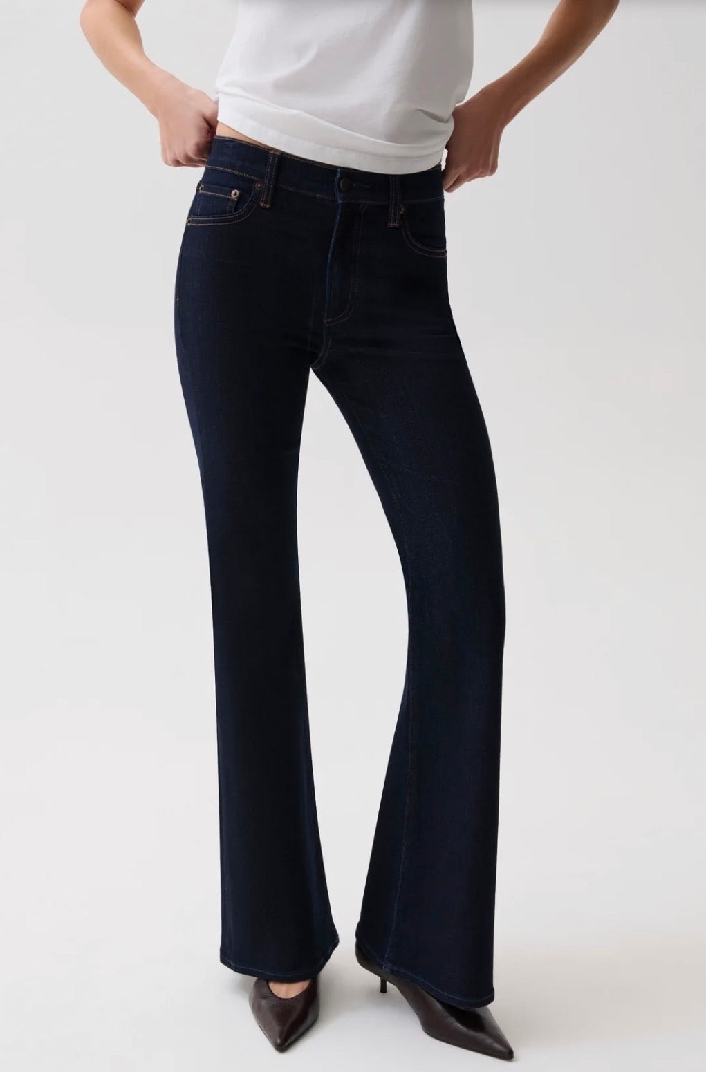 Kinsley Mid Rise Ultra Flare
