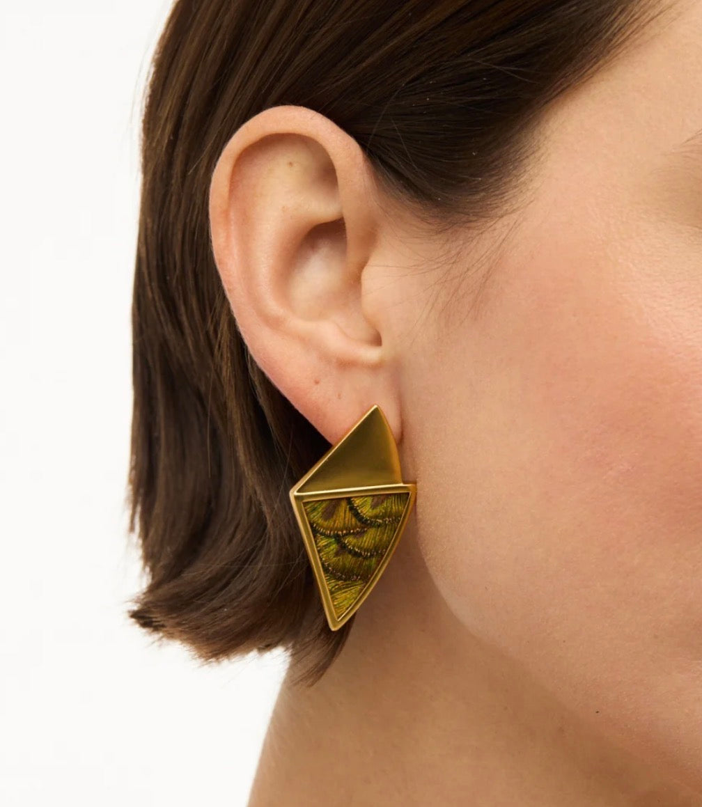 Suzan Triangle Drop